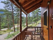 Cabin 8-Cozy King Loft Cabin 5 Min to RMNP