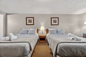 Eagle Motel Suite 121