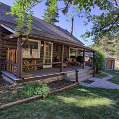 Blacksmith Cabin- Family Getaway! MTN Views~ River Access!
