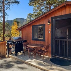 Cabin 10- King Cabin, Mins to RMNP!