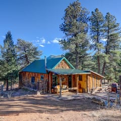 Historical Cabin with gorgeous views in Pine, Colorado!