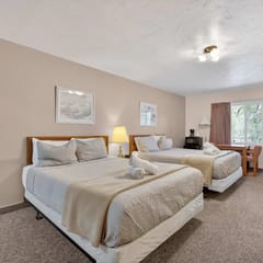 Eagle Motel Suite 115