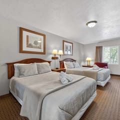 Eagle Motel Suite 118