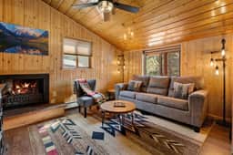 Cabin 1- Hot Tub, Grill- Mins to RMNP!
