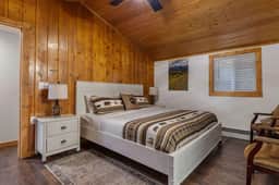 Cabin 3- Cozy, updated cabin 5 min to RMNP