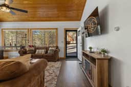 Cabin 3- Cozy, updated cabin 5 min to RMNP