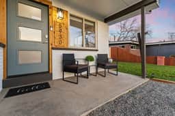 Sauna- Hot Tub- Garage Game Room- Outdoor Dining