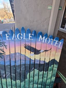 Eagle Motel - Room 109