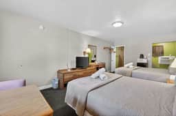 Eagle Motel - Unit 106