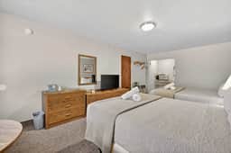 Eagle Motel Room 111