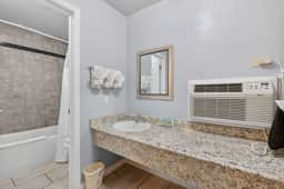 Eagle Motel - Unit 115