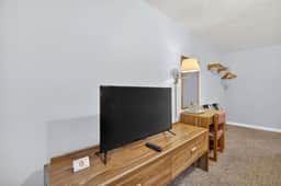 Eagle Motel - Unit 115