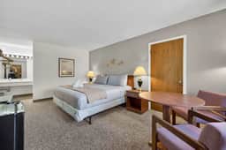 Eagle Motel Room  225