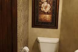 King's Quarters - Deluxe - Image 2