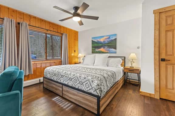 Cabin 21- Accessible Unit & King Bed - Image 1