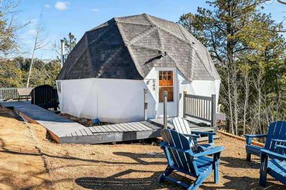 Serene Dome House with Beautiful Mountain Views! - Image 1