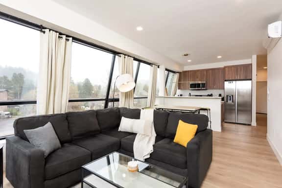 Modern condo with town and mountain views! - Image 1