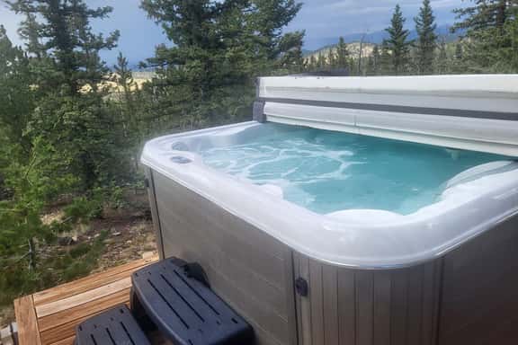 Panoramic Mountain View Home with Hot Tub! - Image 1