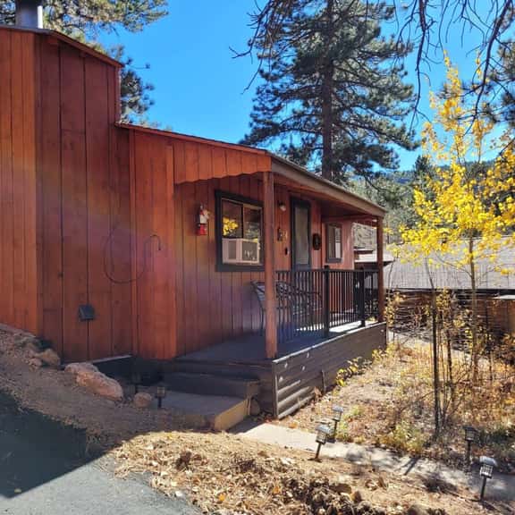 Cabin 4- One Bedroom cabin- RMNP! - Image 1