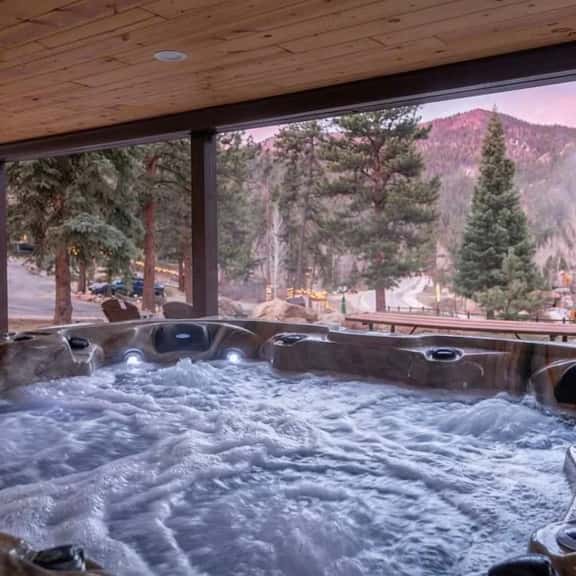 Cabin 12 - Spacious & Updated -Hot Tub & King Beds - Image 1
