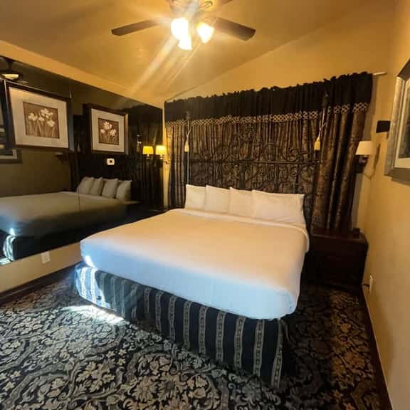 Shortys Room - East - Image 1