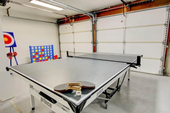Arvada Getaway: Hot Tub, Game Room & Entertainment