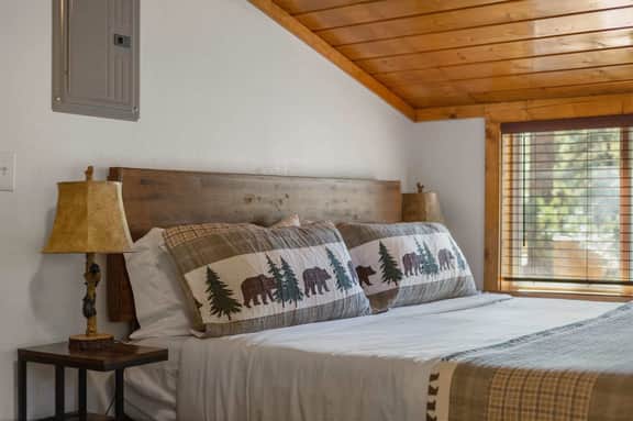 Cabin 10- King Cabin, Mins to RMNP!