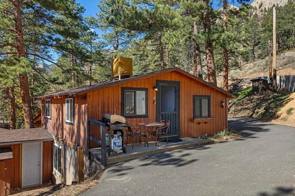 Cabin 10- King Cabin, Mins to RMNP!