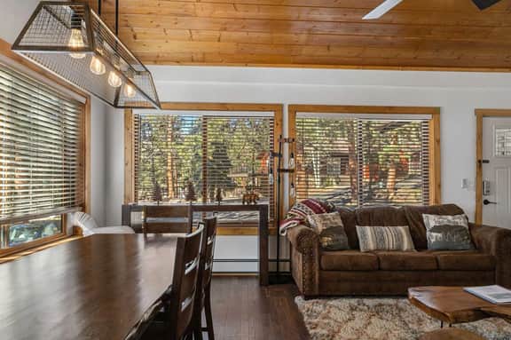 Cabin 3- Cozy, updated cabin 5 min to RMNP