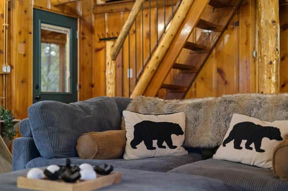 Cozy Updated Cabin w/ Barrel Sauna, EV Charger