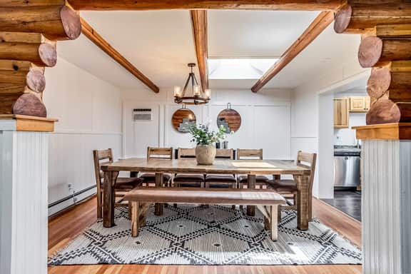 The Lodge-new-Private Backyard!