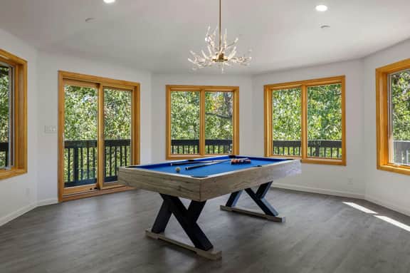 Ultimate Treehouse Mansion w/ Swim Spa, Sleeps 31