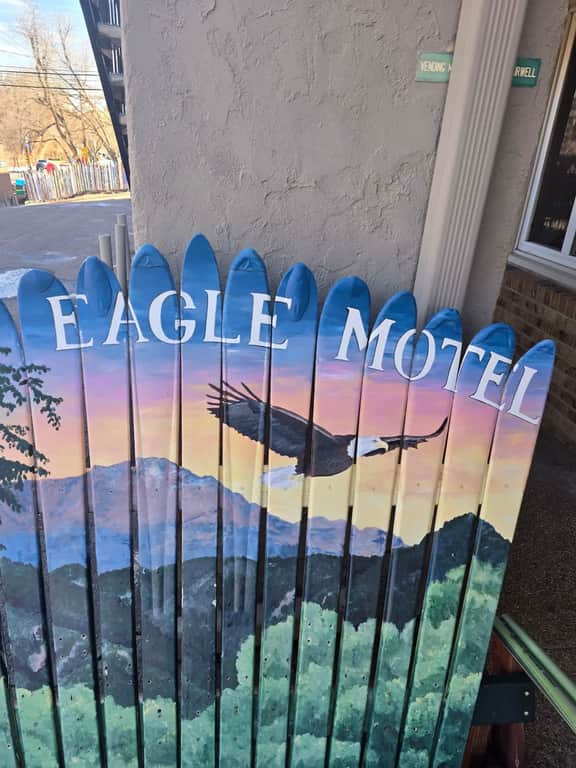 Eagle Motel - Room 109