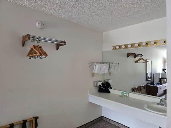 Eagle Motel Room  1
