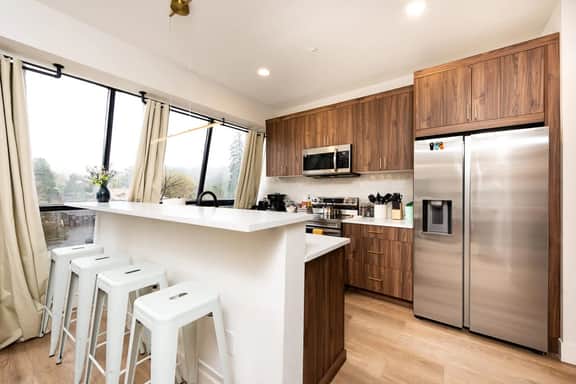 Cozy Condo with Beautiful View of Evergreen!