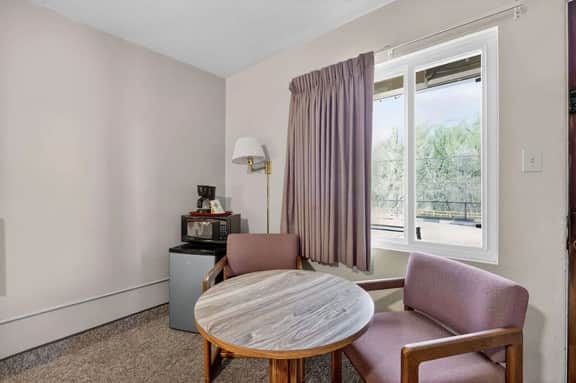 Eagle Motel - Room 109