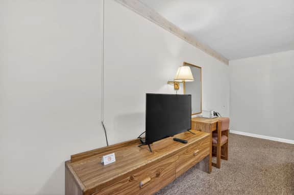Eagle Motel - Unit 112