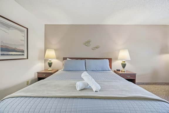 Eagle Motel Room  226