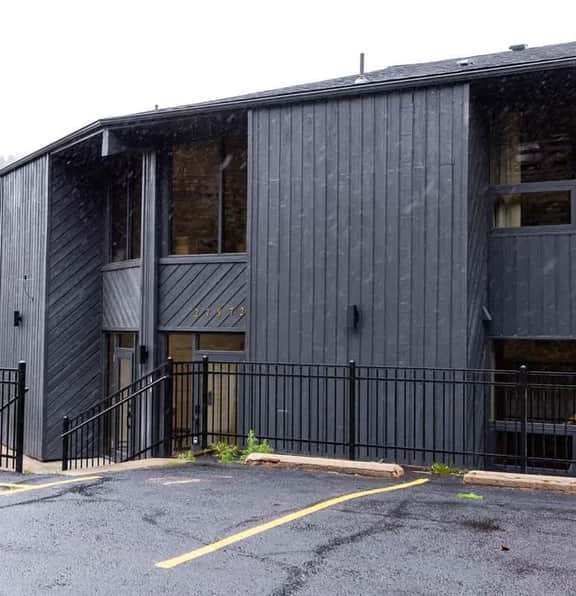 Modern Stay in the Heart of Evergreen!