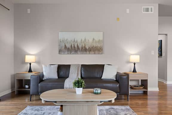 Modern condo in the heart of Golden! - Image 3