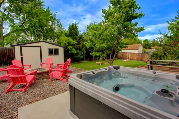 Arvada Getaway: Hot Tub, Game Room & Entertainment