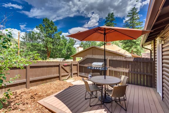 Spruce Cabin- MTN Views- River Access