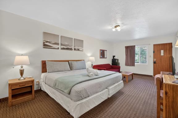 Eagle Motel - Room 107