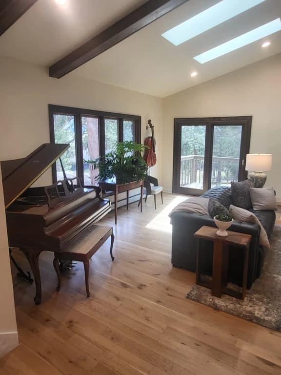 Evergreen Retreat! Luxury Home with Theater