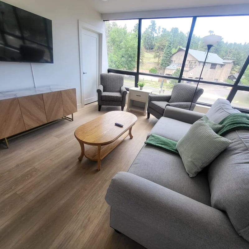 Modern Stay in the Heart of Evergreen!